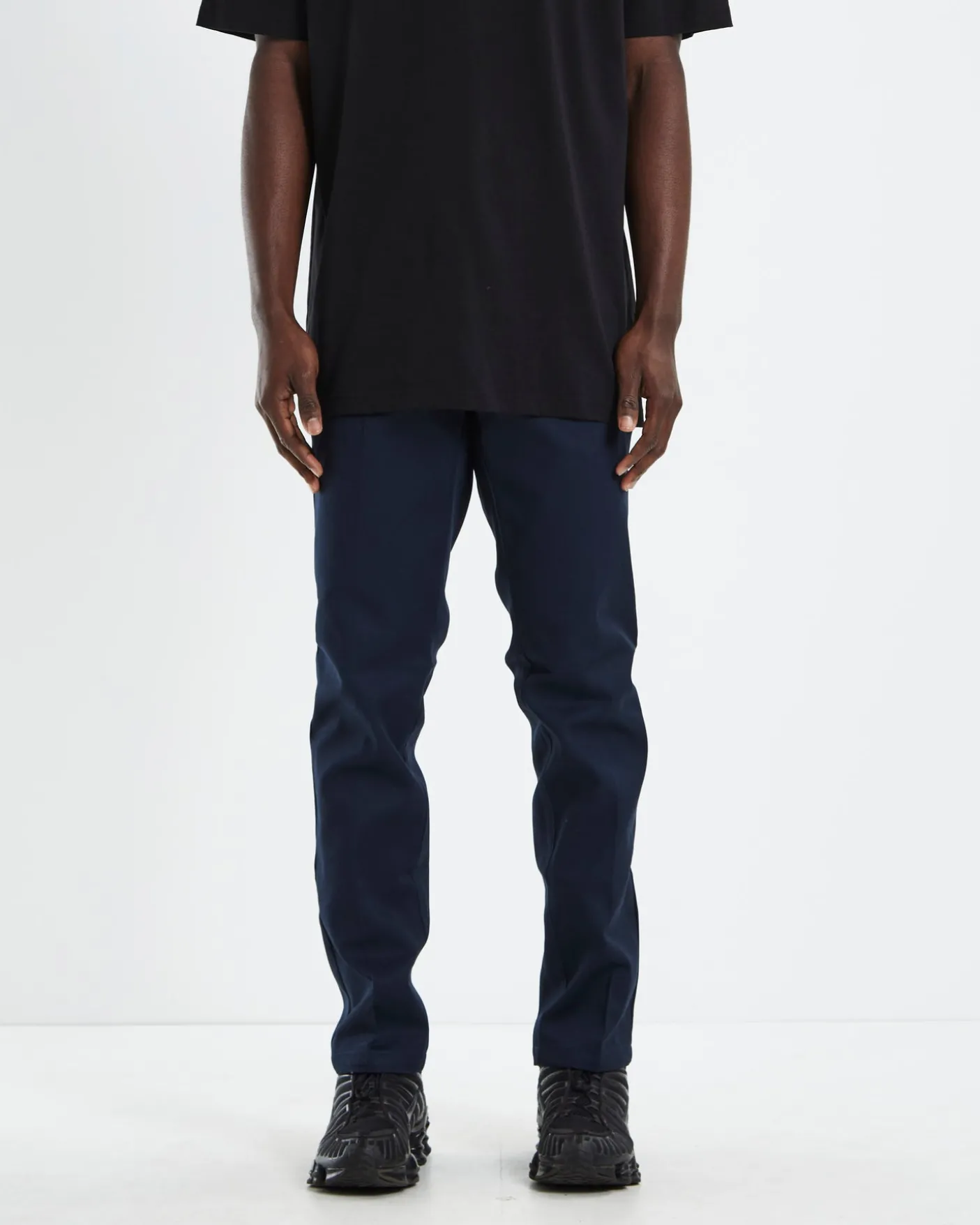 872 Slim Tapered Pants