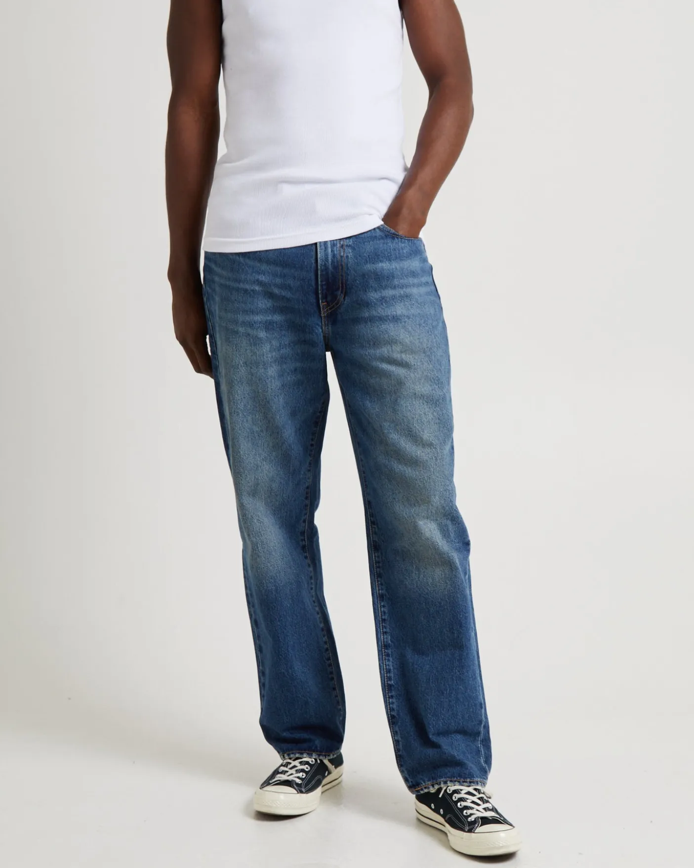 568 Stay Loose Denim Jeans Aisle Seat