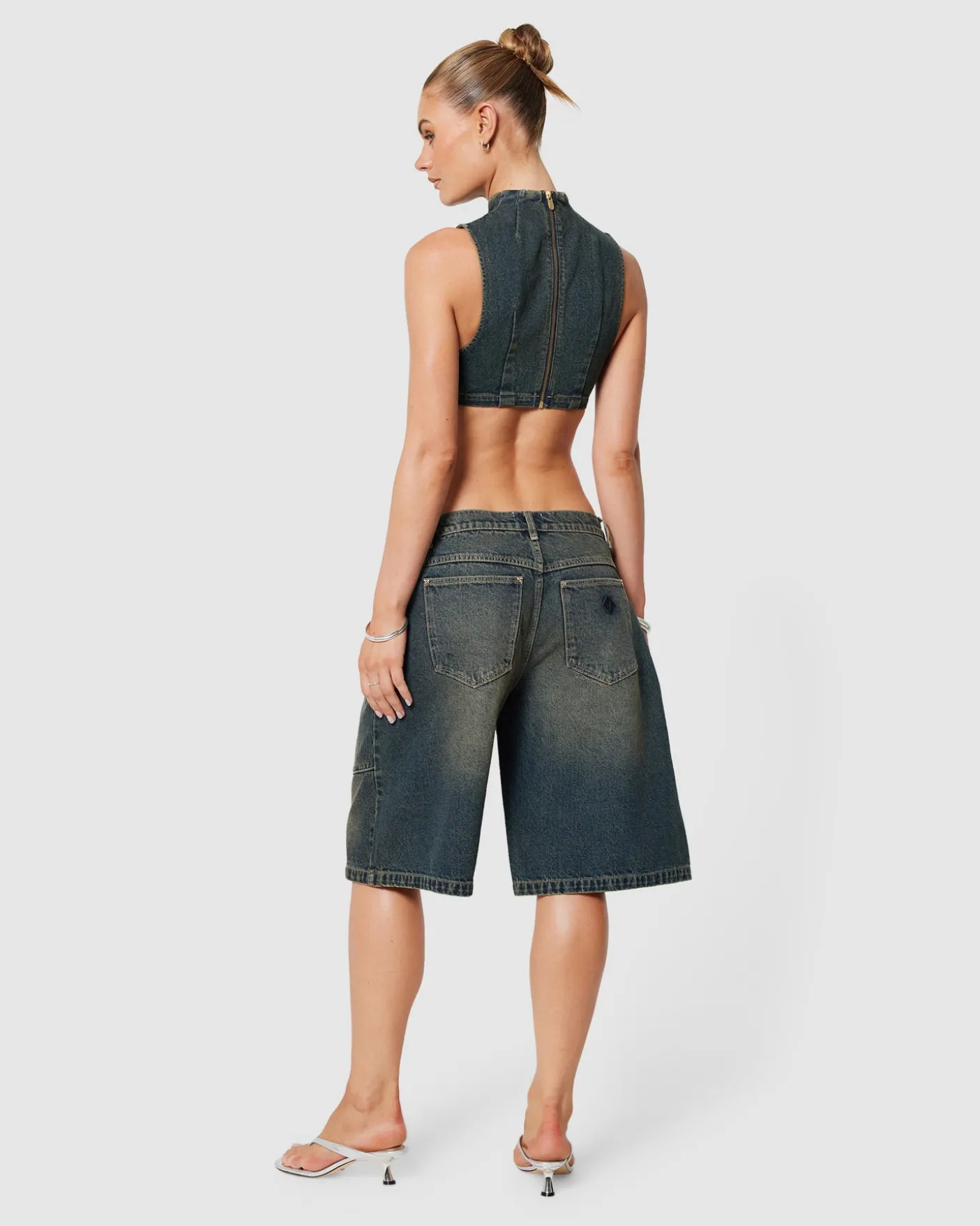 95 Super Baggy Denim Jorts Quinn