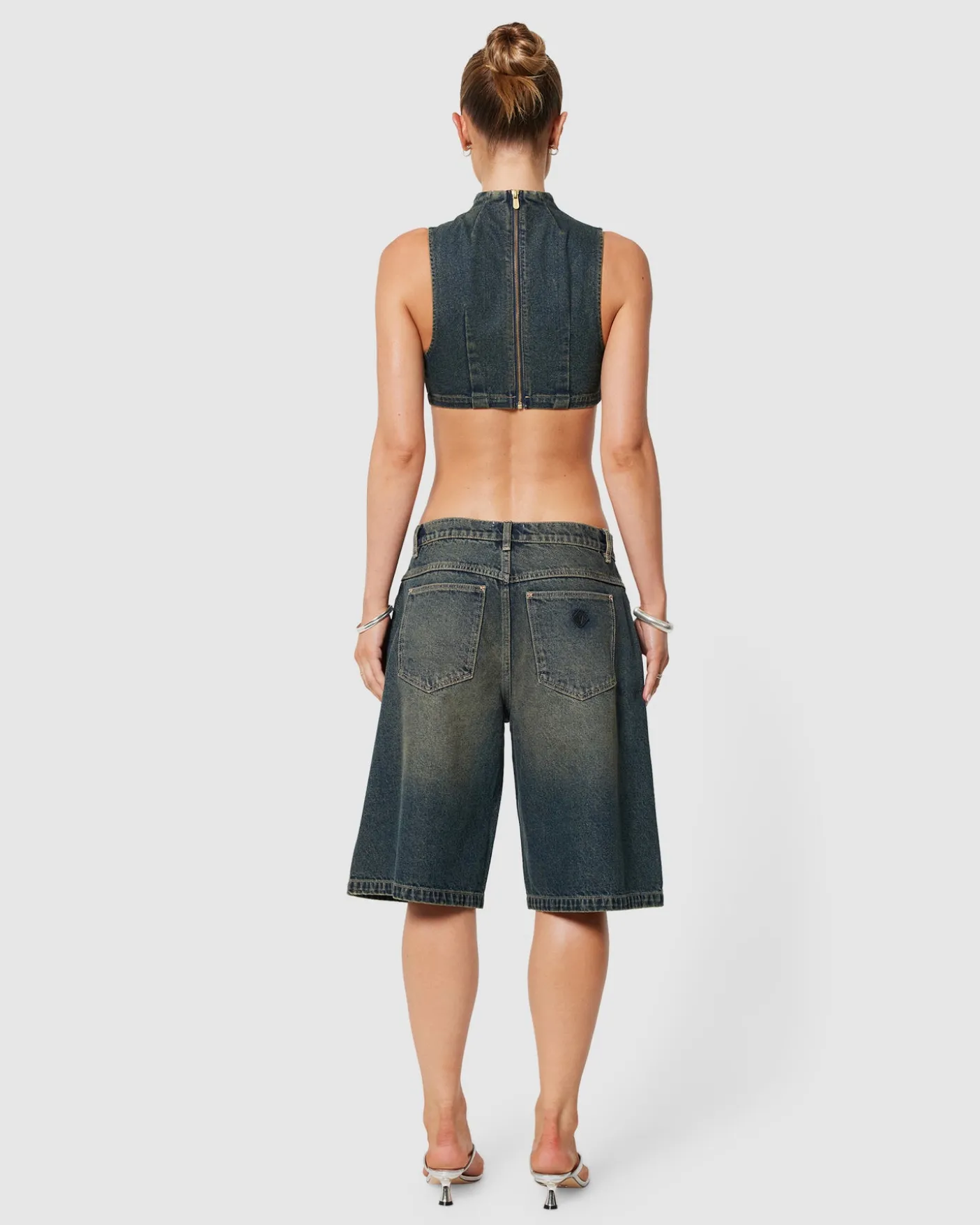 95 Super Baggy Denim Jorts Quinn