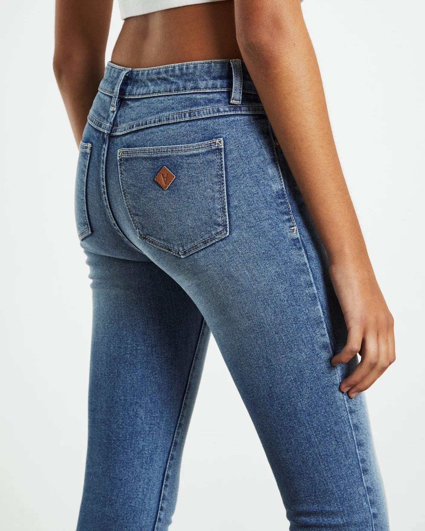 A 99 Low Rise Skinny Jeans Amalie Blue