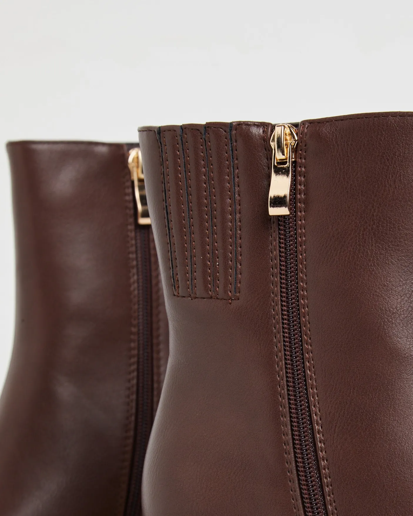 Alania High Ankle Boot