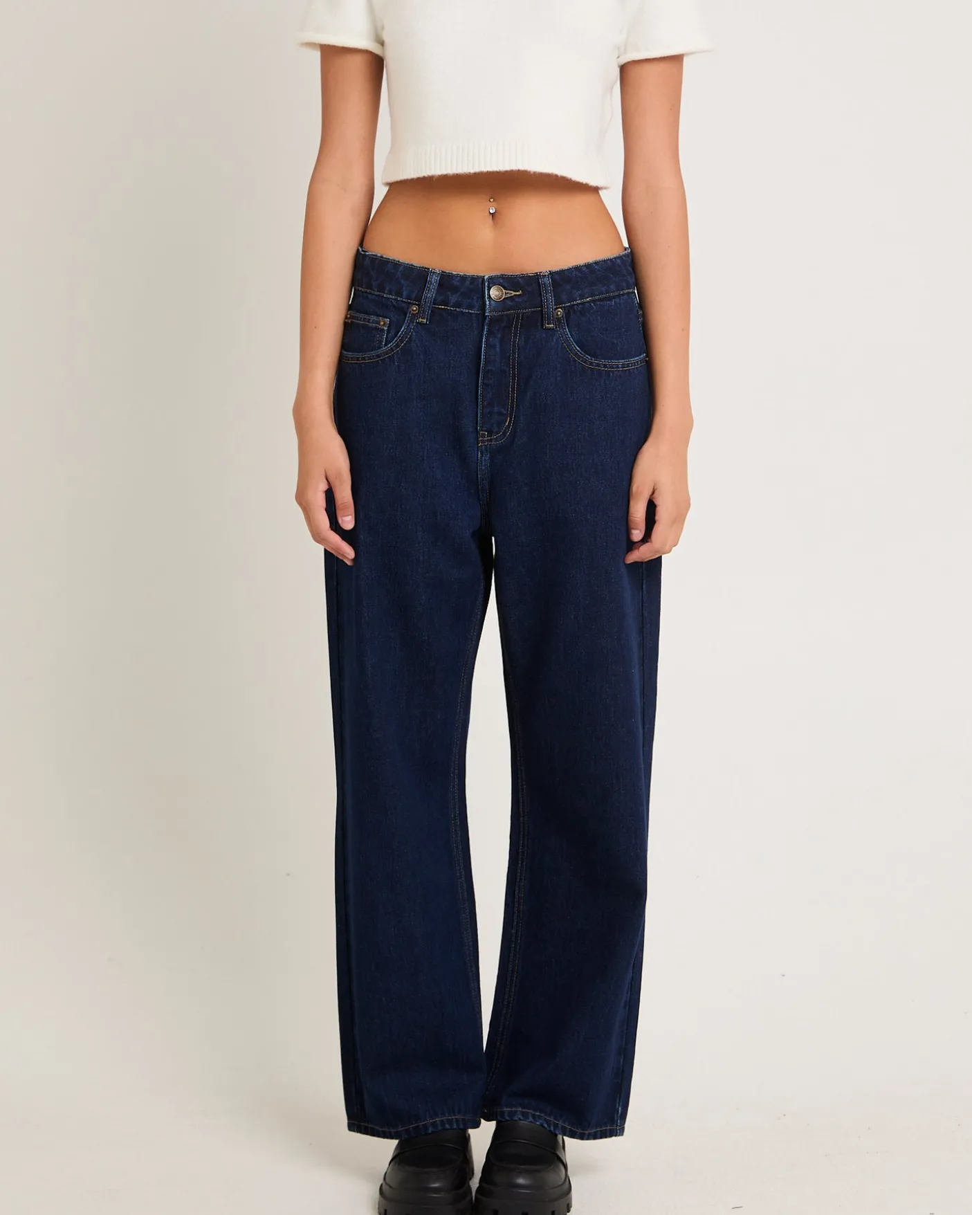 Alexa Mid Rise Relaxed Denim Jeans
