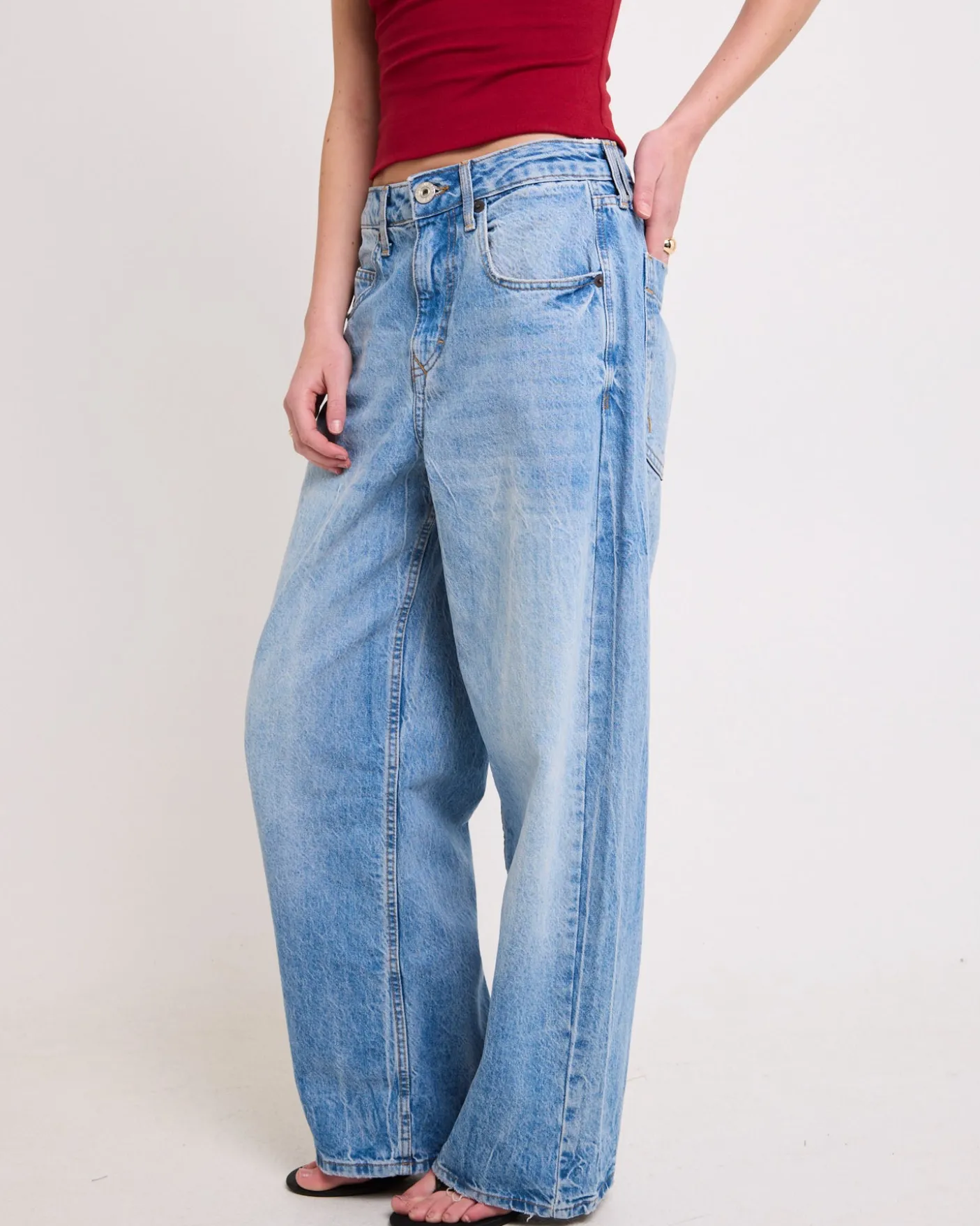 BDG Jaya Baggy Denim Jeans