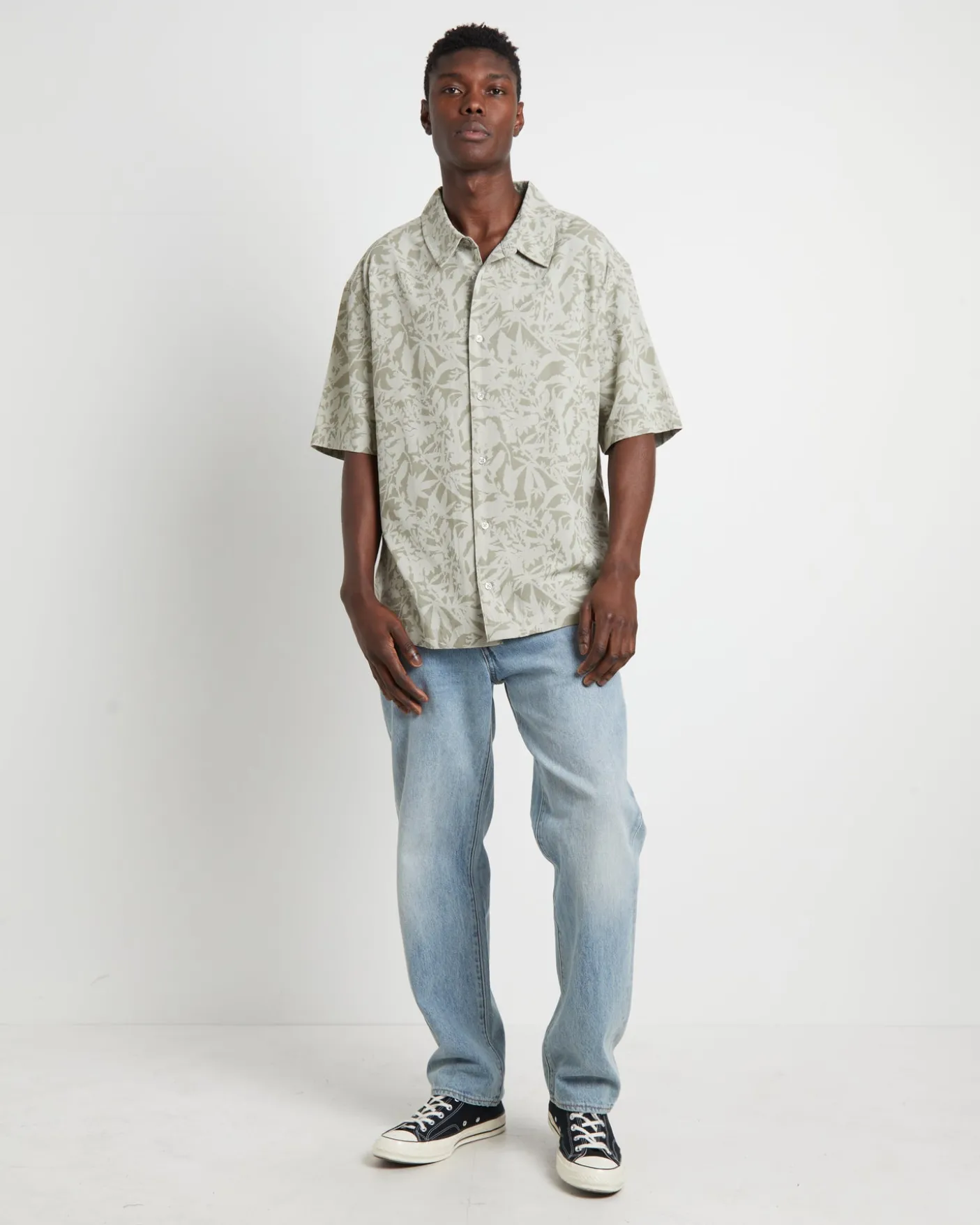 Bouquet Short Sleeve Shirt in Olive Floral Green