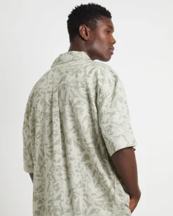 Bouquet Short Sleeve Shirt in Olive Floral Green