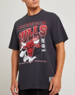 Brush Off 2.0 Bulls Short Sleeve T-Shirt Faded Black