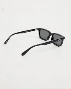 CBM Polished Sunglasses in Black/Dark Grey