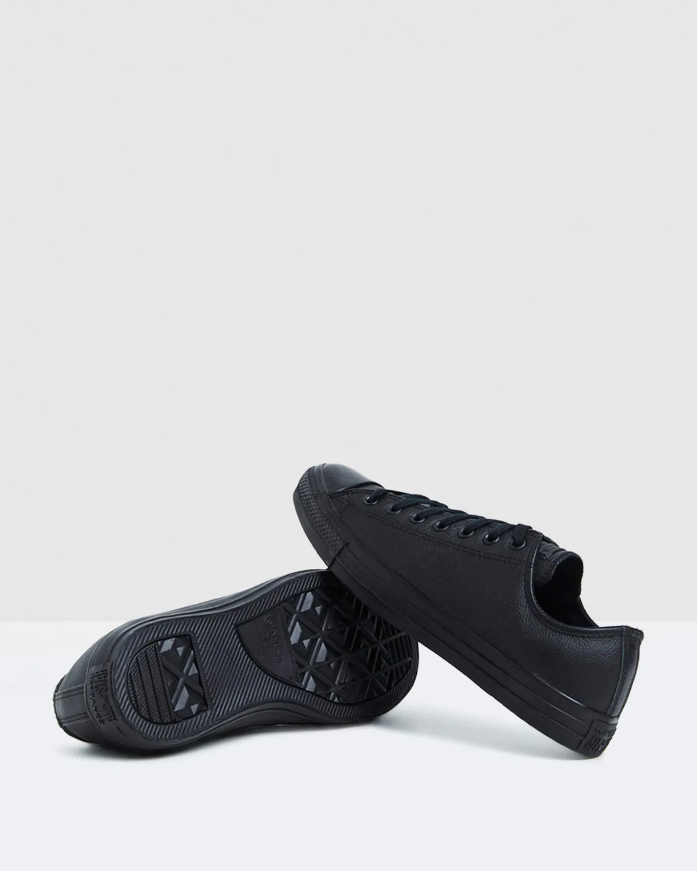 Chuck Taylor All Star Lo Leather Sneakers
