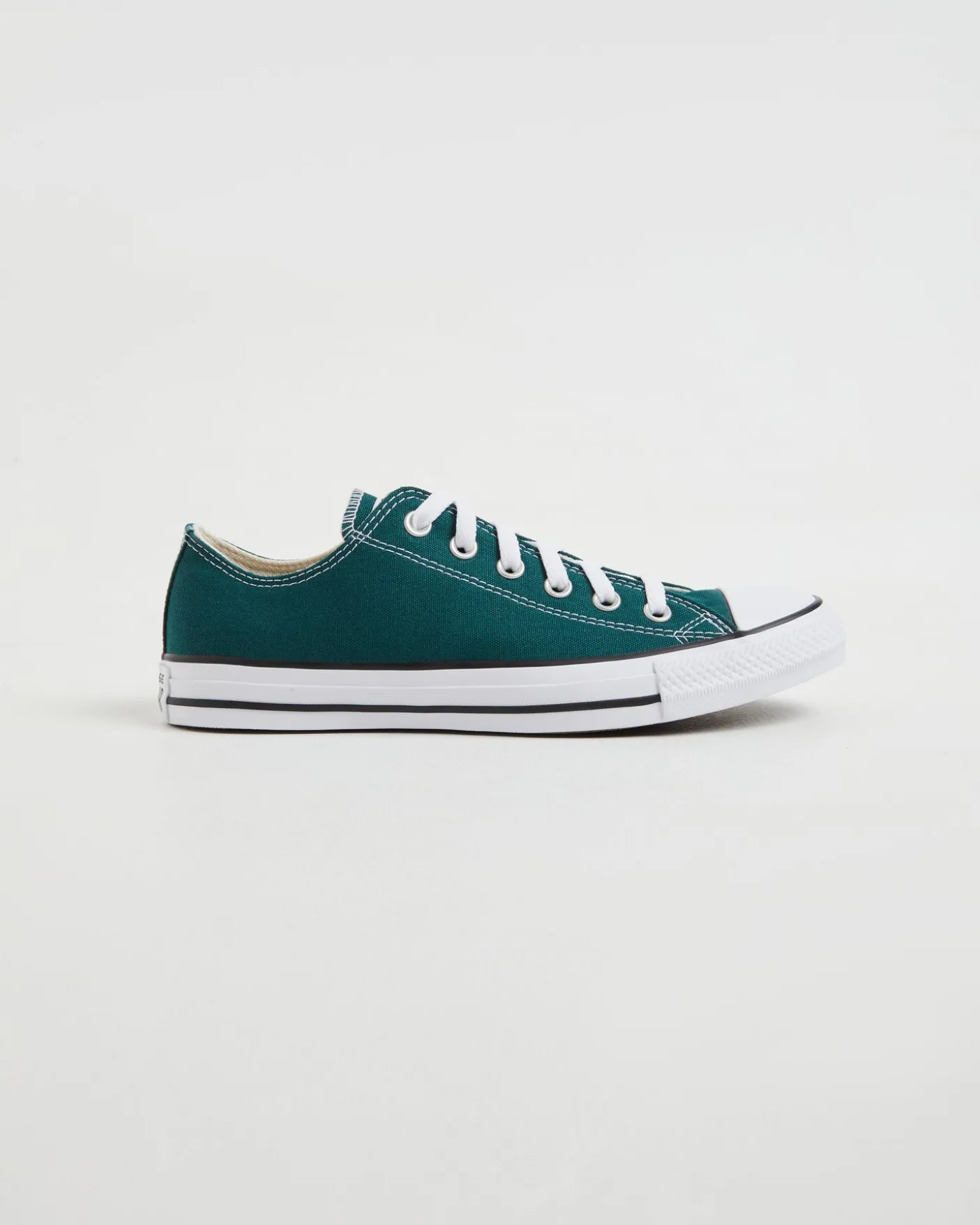 Chuck Taylor All Star Ox Sneakers in Dragon Scale Green