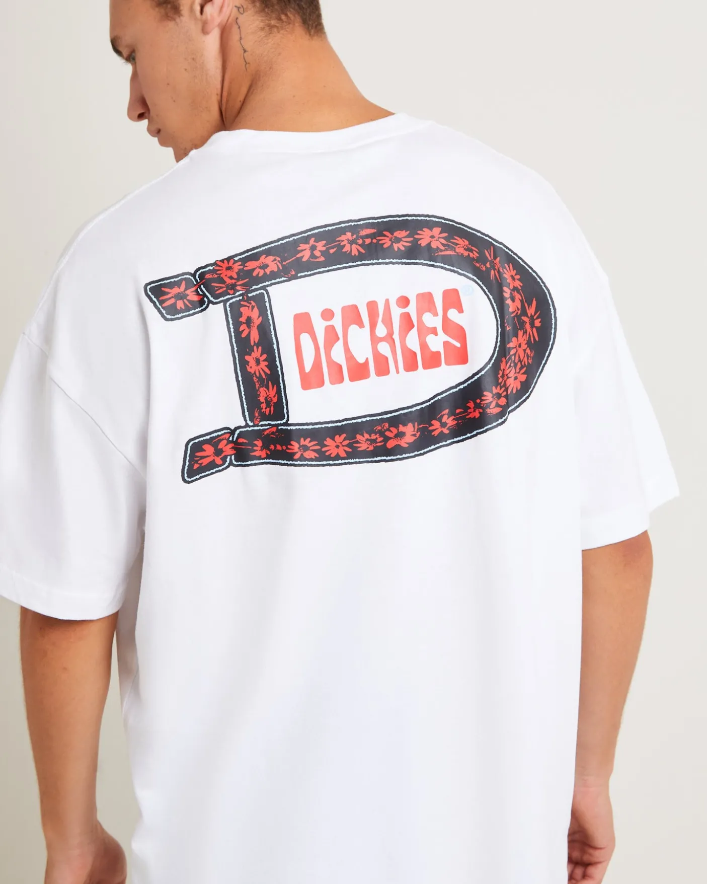 Daisy Chain 330 Short Sleeve T-Shirt in White