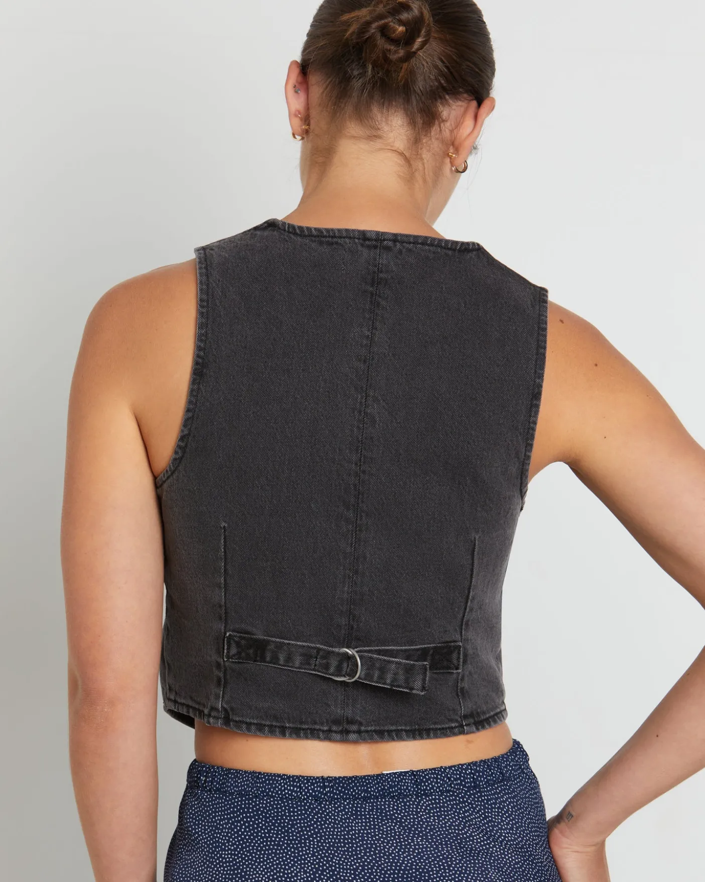 Dallas Denim Vest in Brad Black