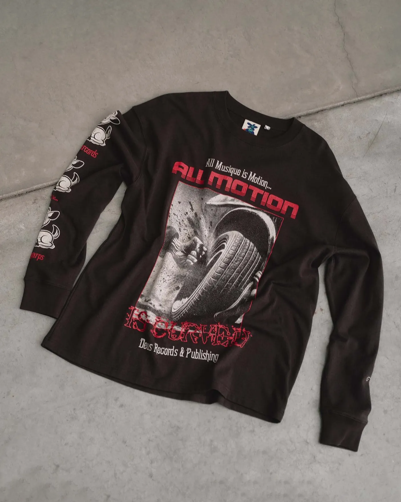 Dancing Ghost Long Sleeve T-Shirt