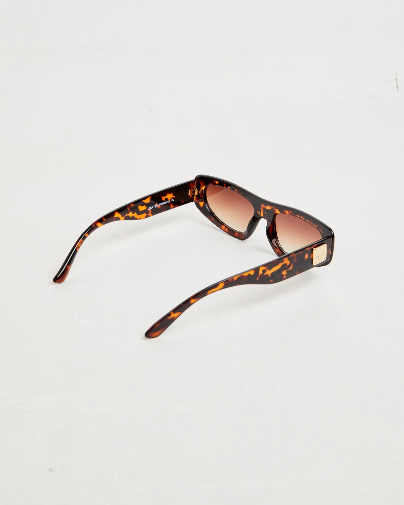 Dexter Sunglasses in Tort