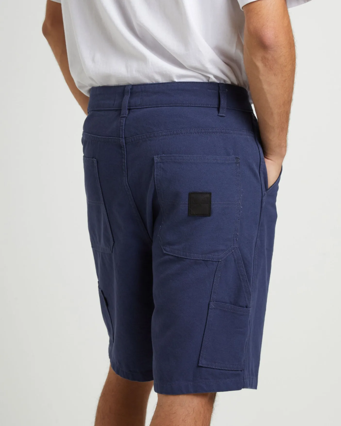 Distend Walkshorts in Cadet Navy