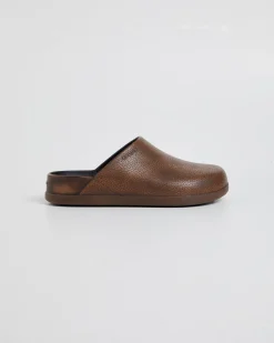 Dylan Clogs
