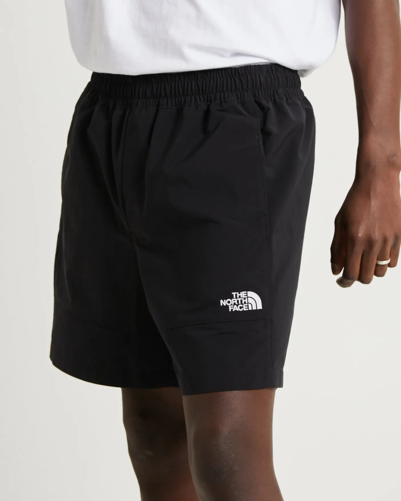 Easy Wind Shorts Black