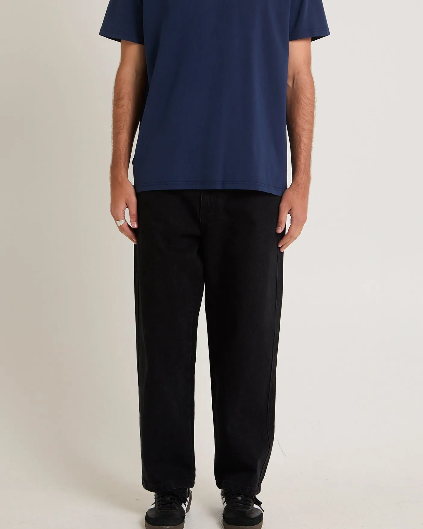 Emb Denim Standard Jeans
