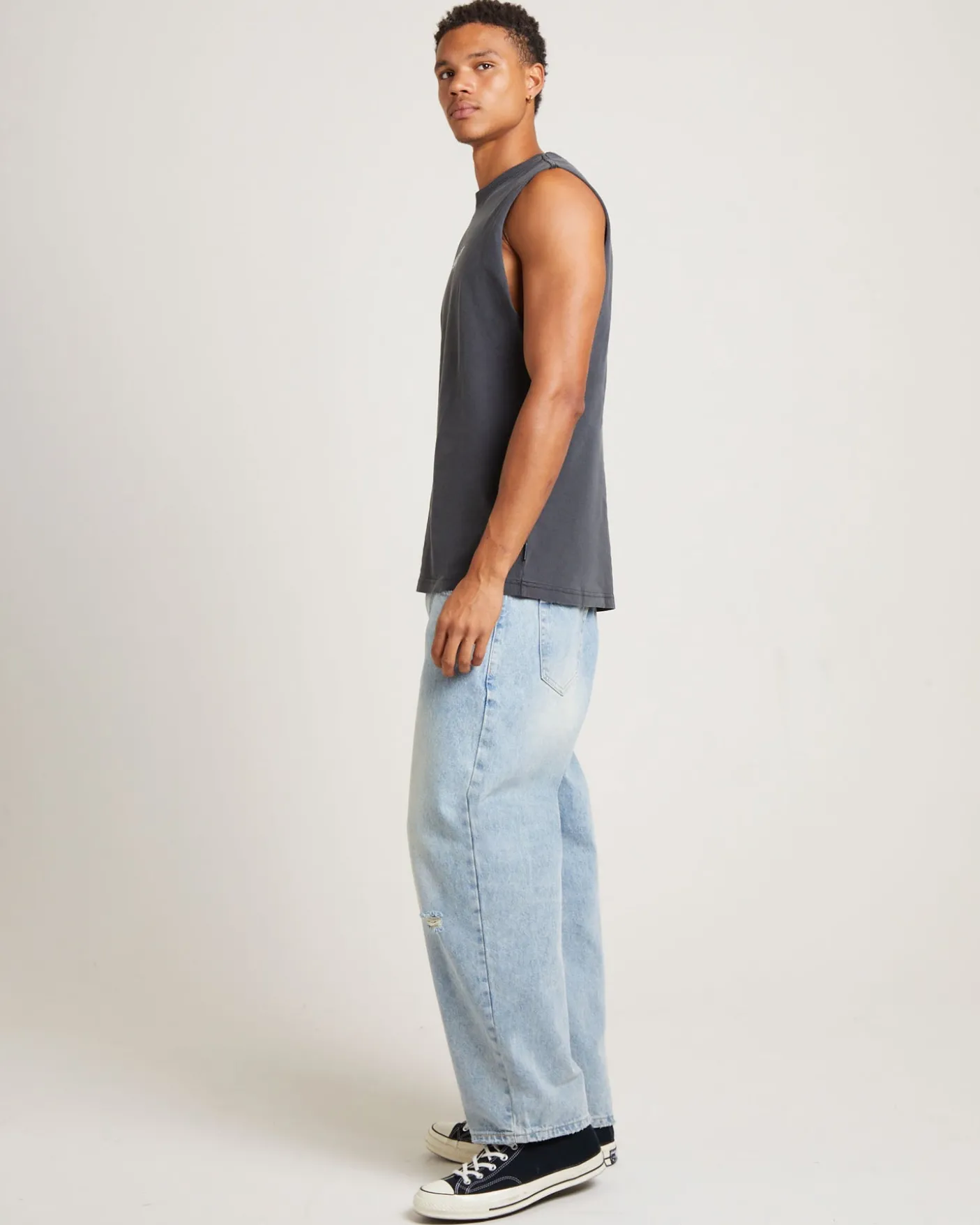 Establish Muscle Tank Tee in Vintage Black