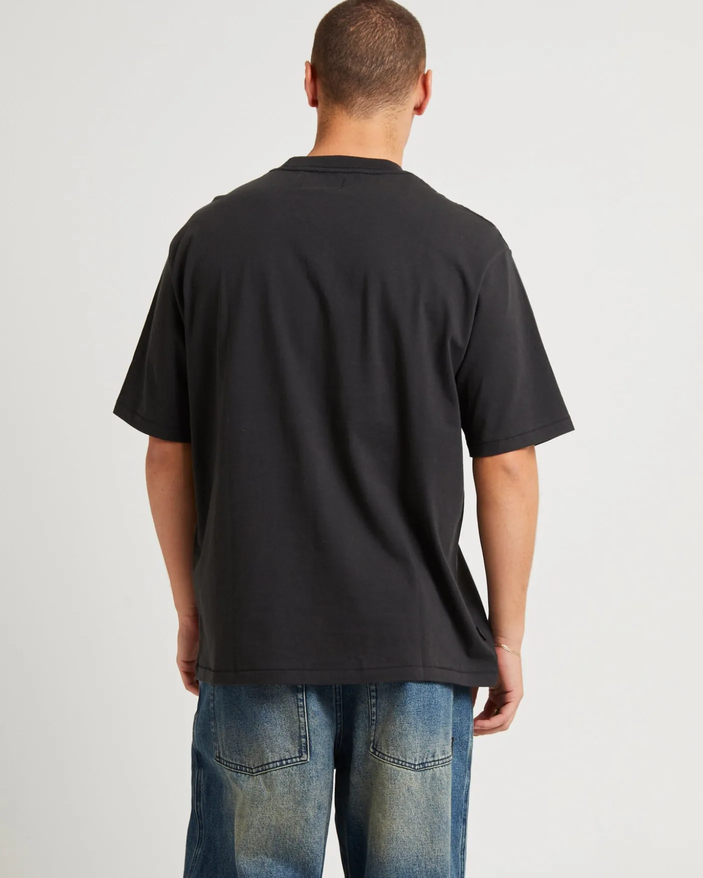 Everyday Slacker T-Shirt Worn Black