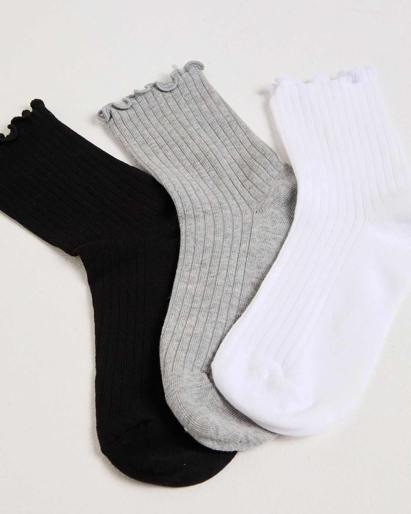 Frill Ribbed Socks 3 Pack