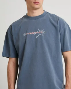Gaze Cropped T-Shirt