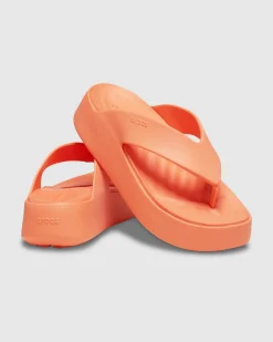 Getaway Platform Flip Flops in Sunkissed