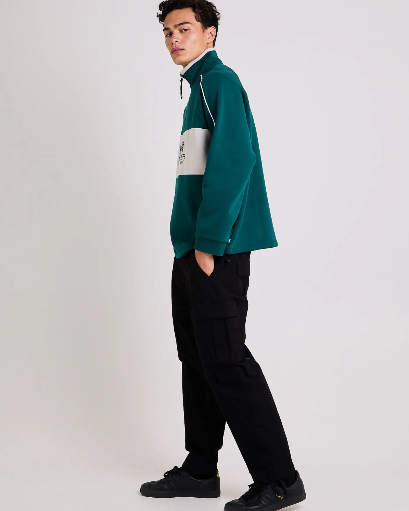 Global Quater Zip Fleece