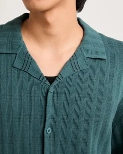 Hayes Knit Short Sleeve Resort Shirt