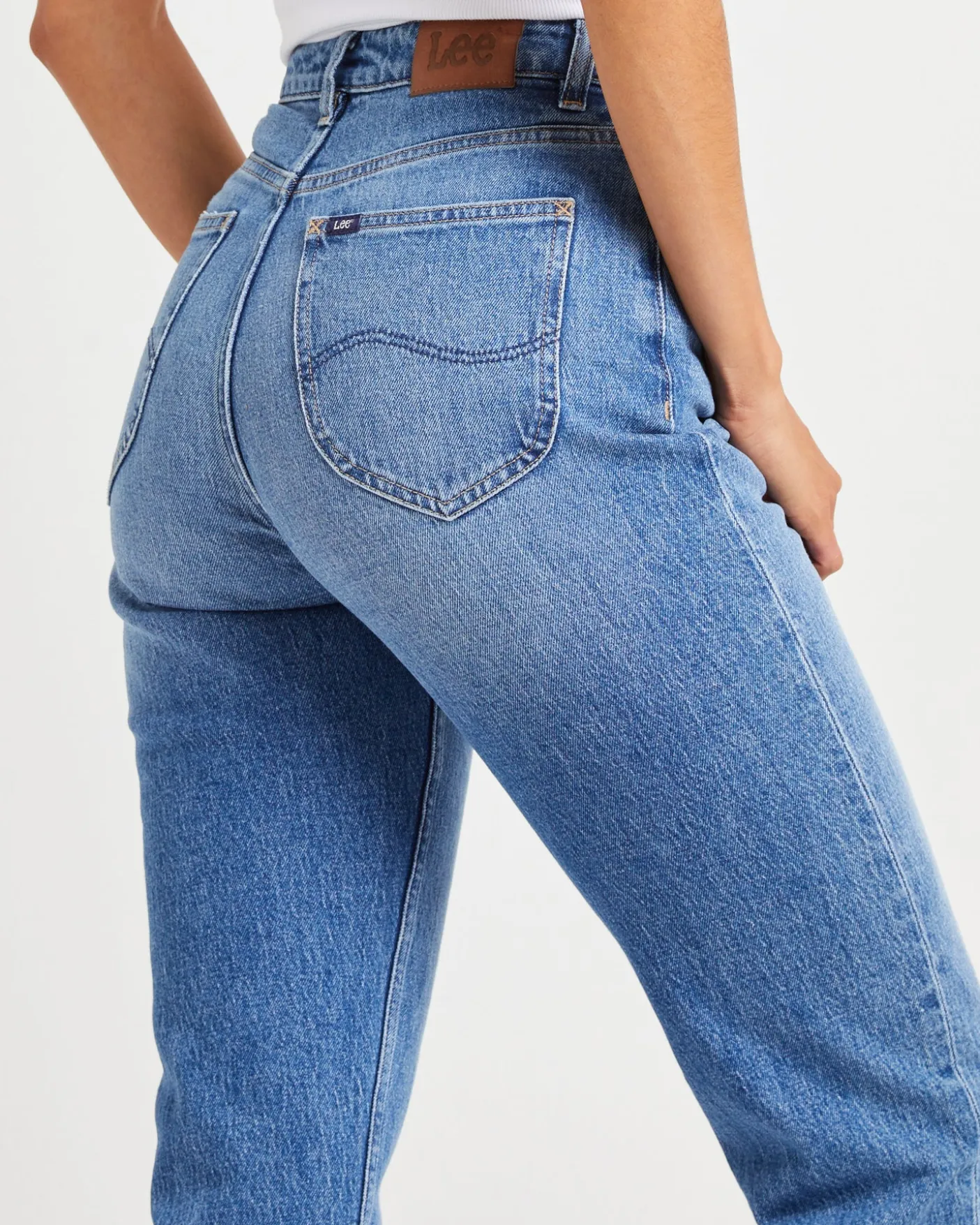 High Mom Denim Jeans Anemone