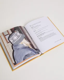 Hot Girl Crochet Book