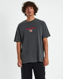 International T-Shirt