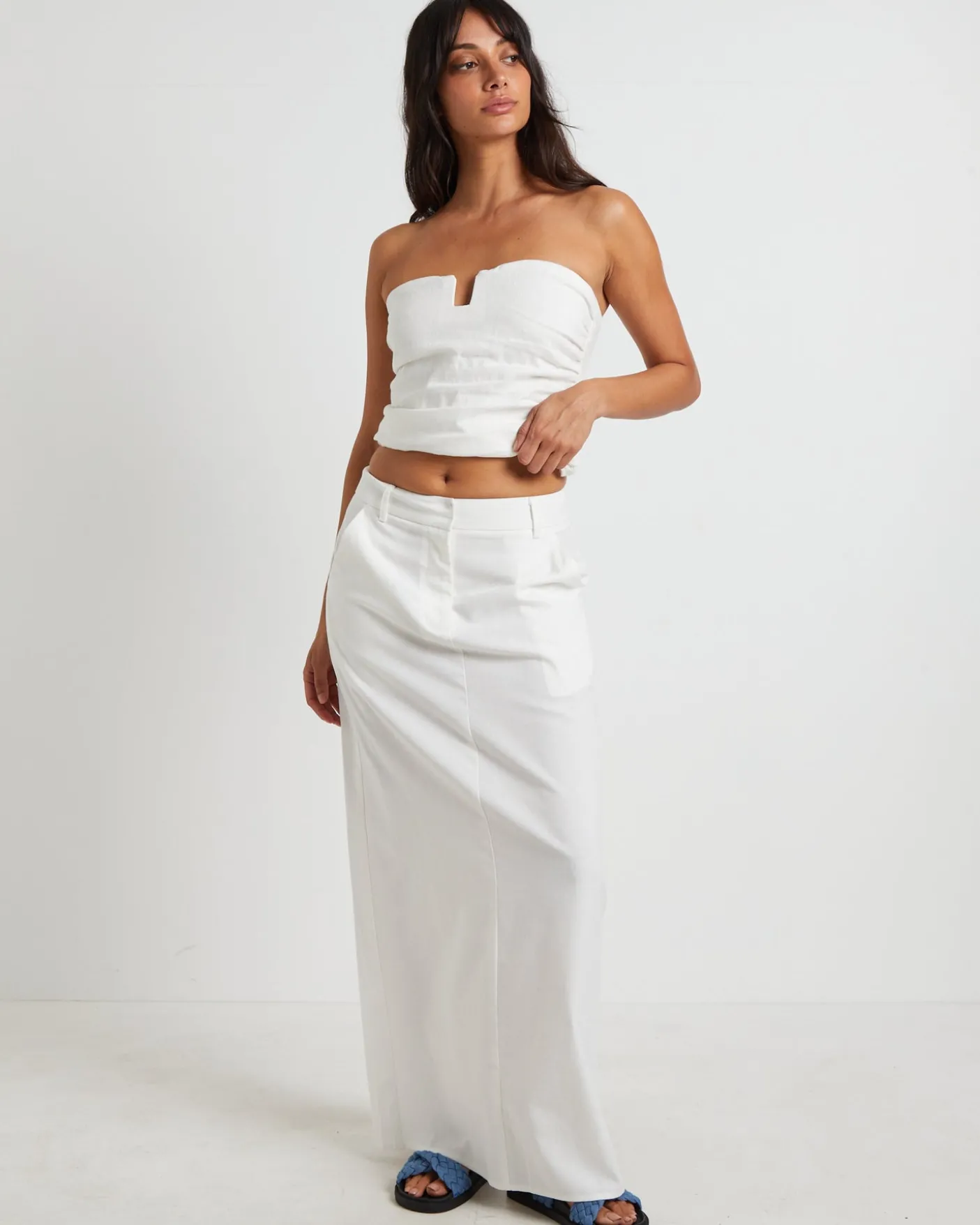 Jinta Tailored Linen Maxi Skirt in White
