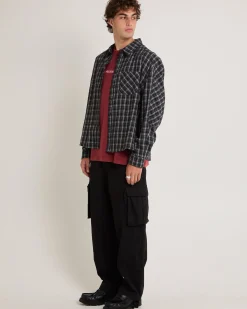 Johan Flannel Long Sleeve Shirt