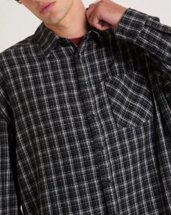 Johan Flannel Long Sleeve Shirt