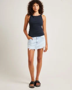 Jonesy Twist Top in Black