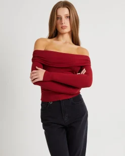 Kia Cold Shoulder Ruch Top