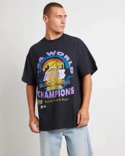 Lakers Final Champions T-Shirt in Faded Black
