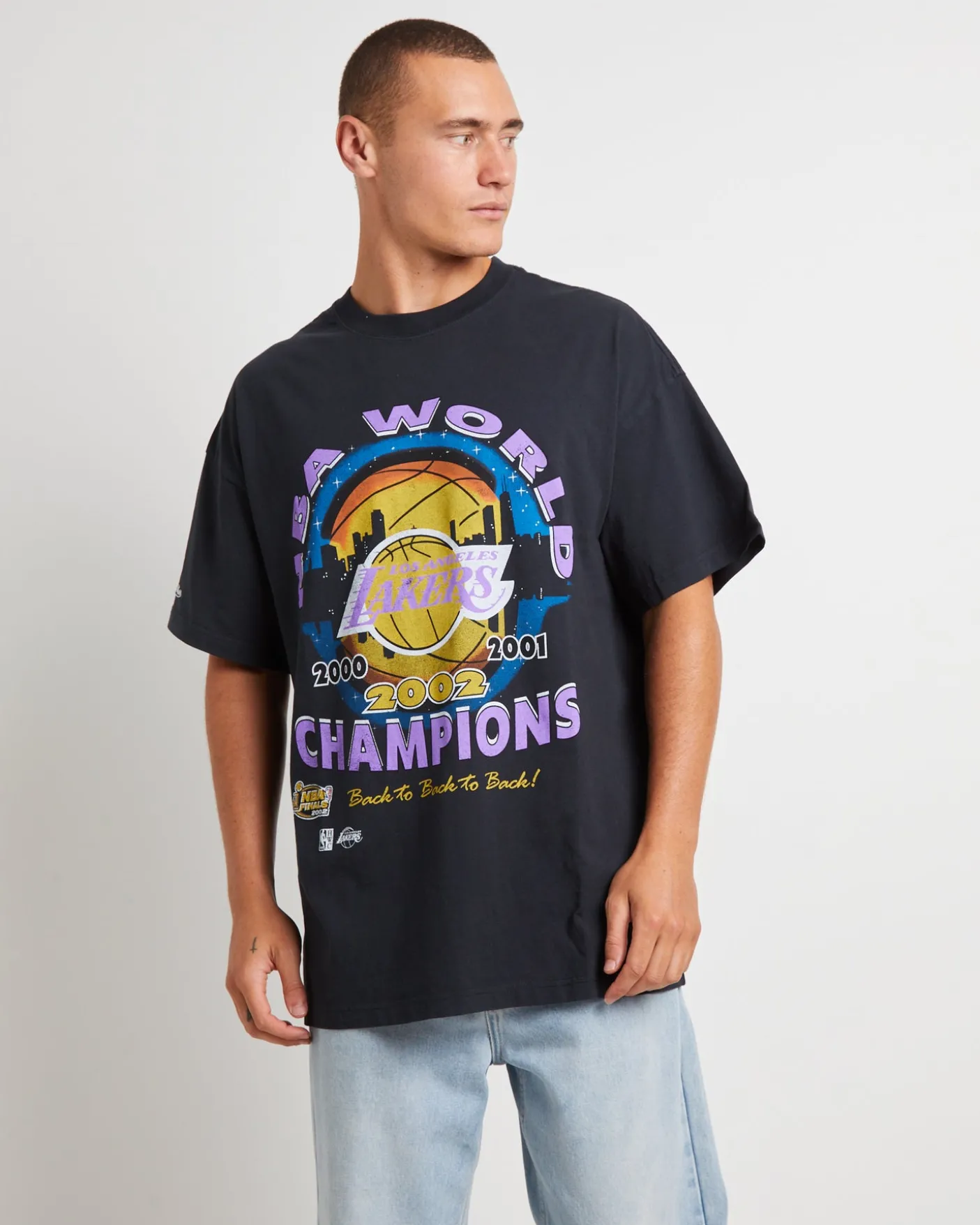 Lakers Final Champions T-Shirt in Faded Black
