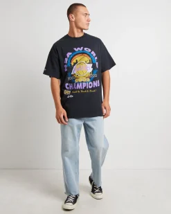 Lakers Final Champions T-Shirt in Faded Black