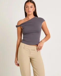 Leah Twist Top