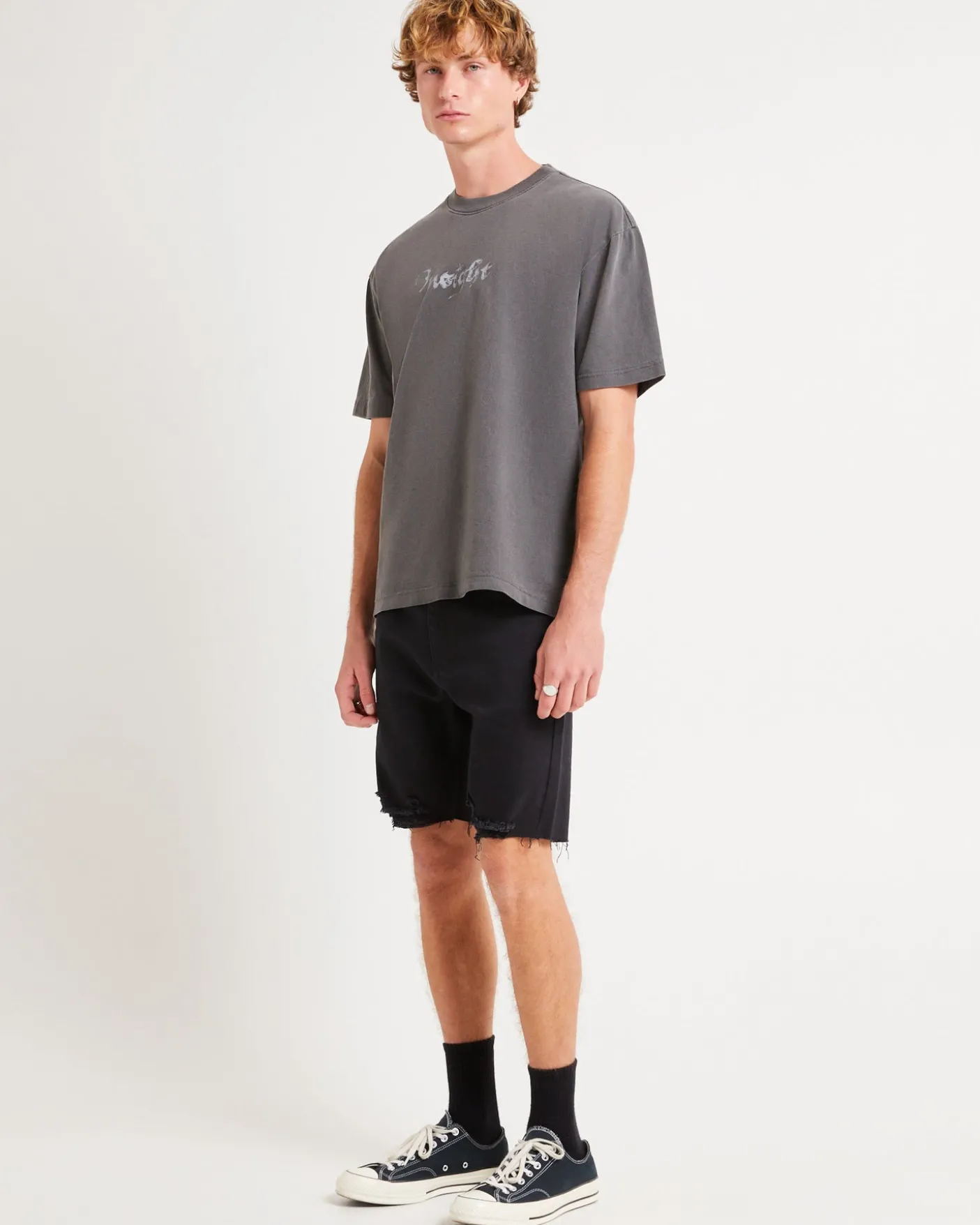 Leo T-Shirt