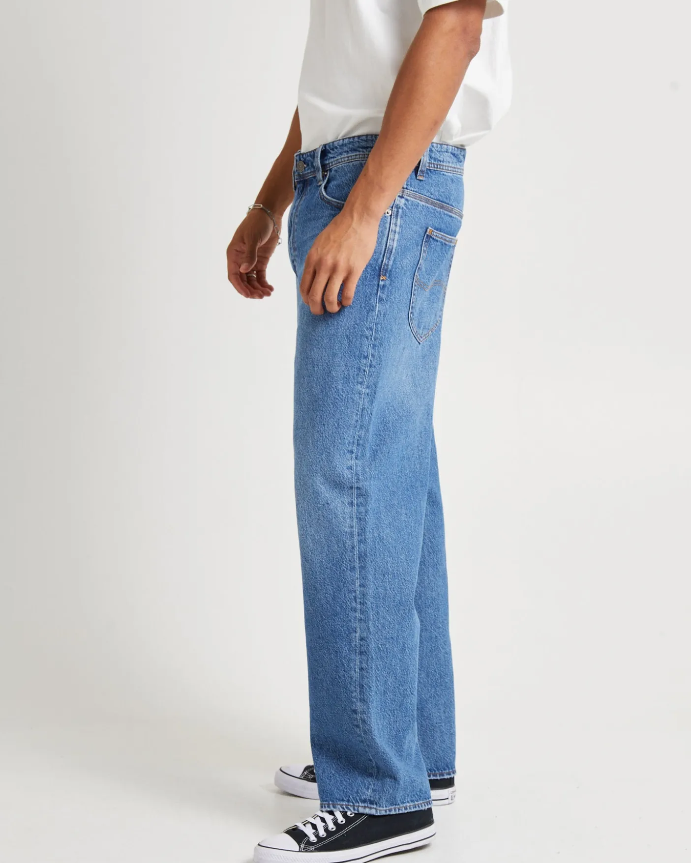 L-Four Baggy Denim Jeans Turntable