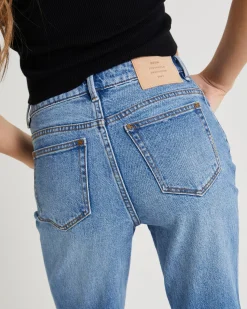 Lola Mom Jeans Fazed