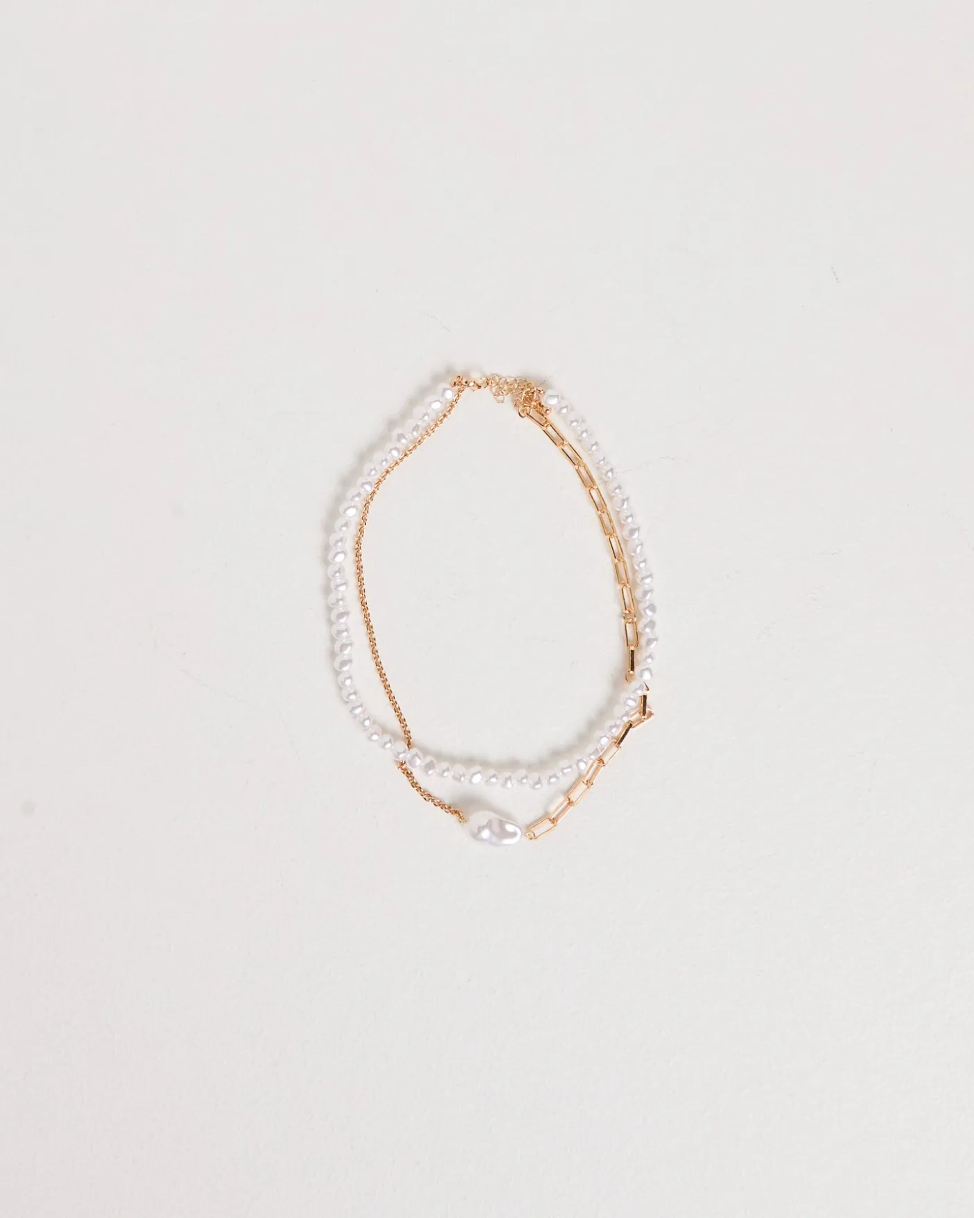 Mallan Pearl Necklace