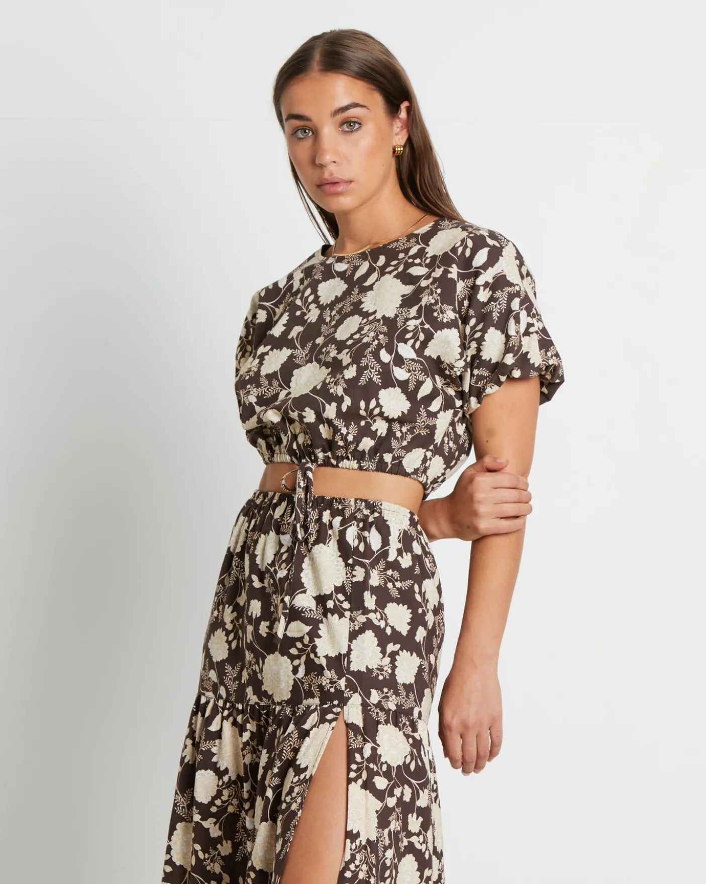 Melody Linen Puff Tee in Assorted Brown