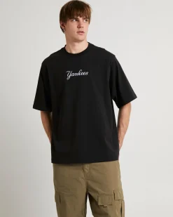 Mid-Script Heavyweight T-Shirt