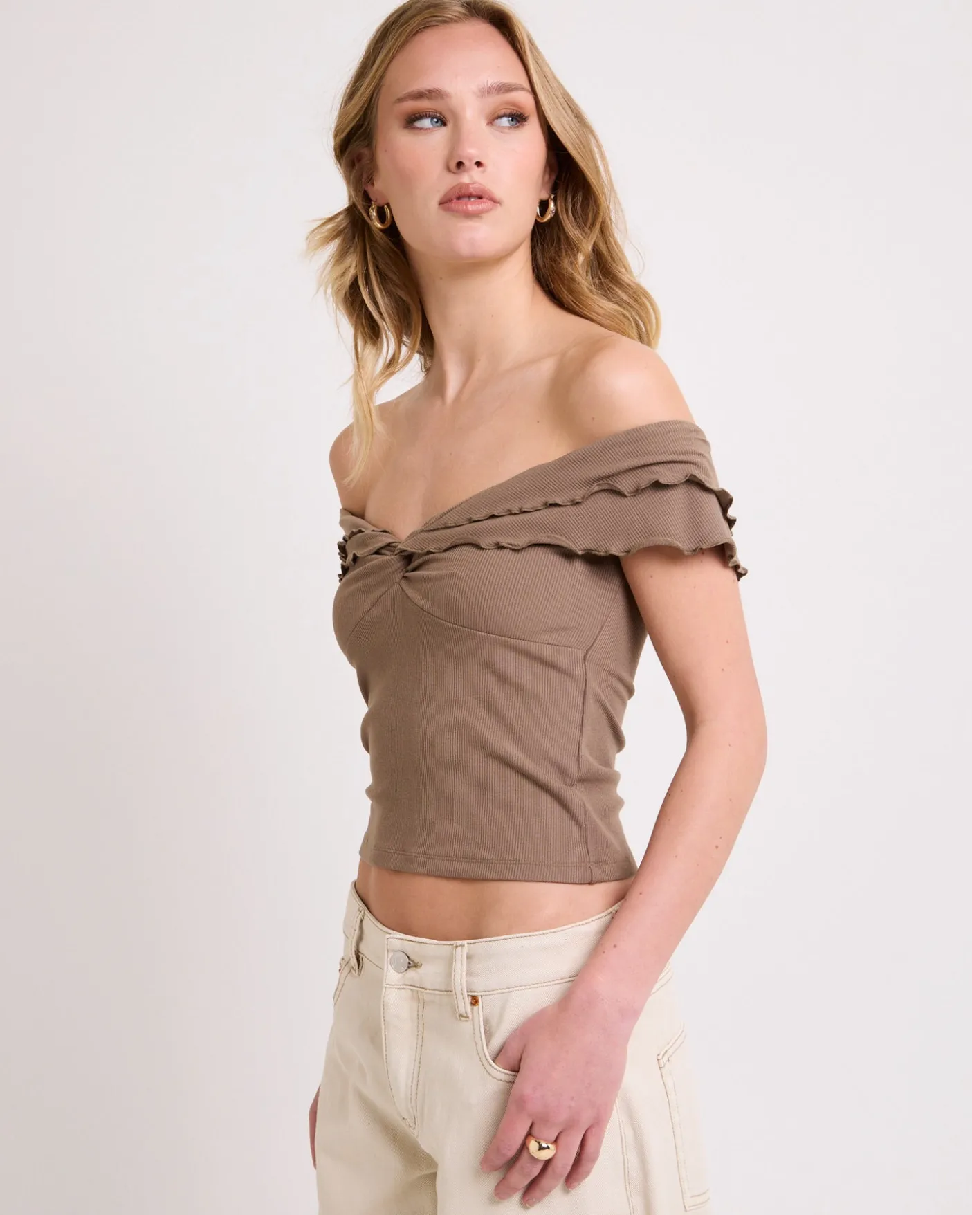 Mily Rib Ruffle Top