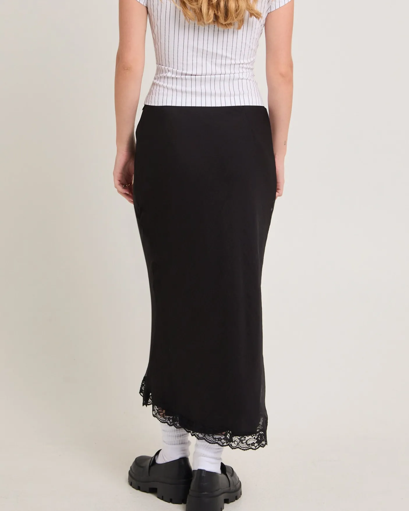 Mitsy Mid Skirt