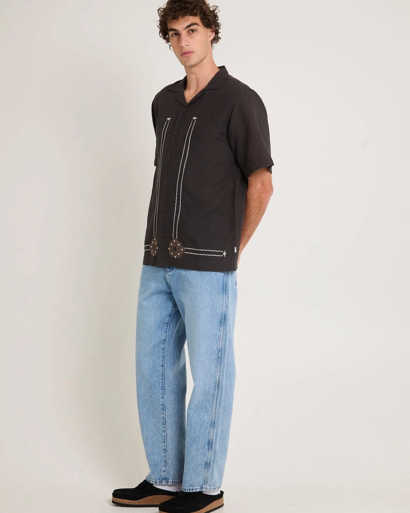 Motif Emb Bowler Shirt